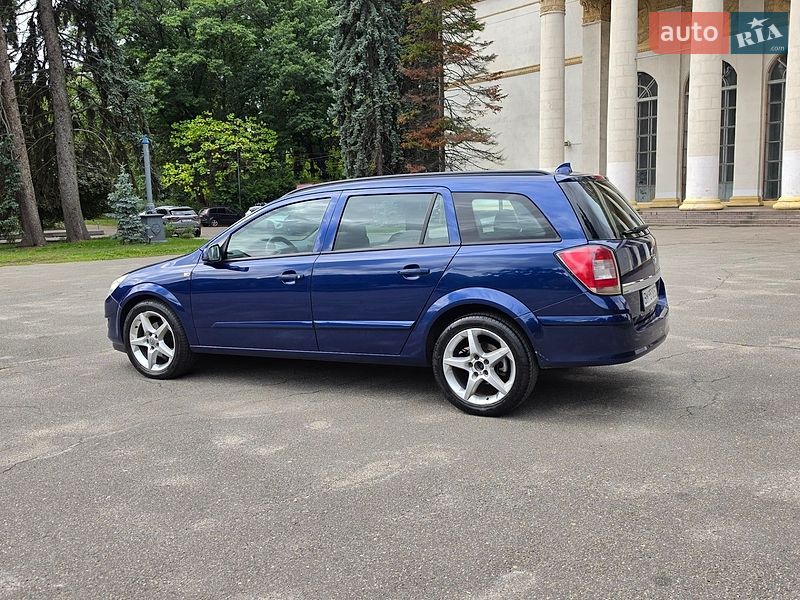 Универсал Opel Astra 2007 в Киеве