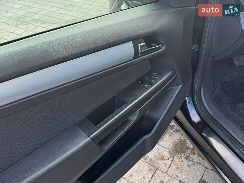Універсал Opel Astra 2005 в Бучачі