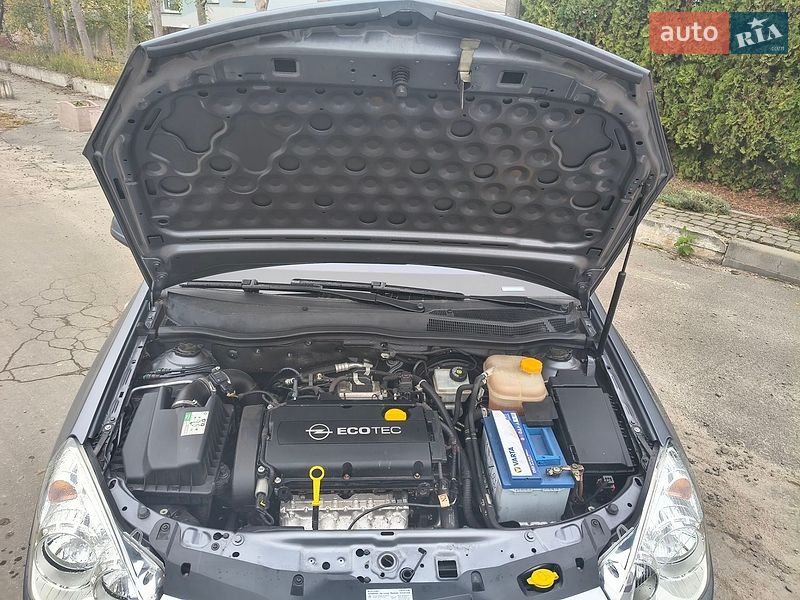 Хетчбек Opel Astra 2007 в Луцьку