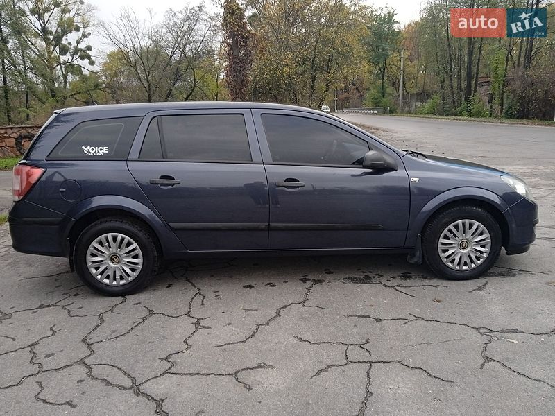 Универсал Opel Astra 2006 в Славуте