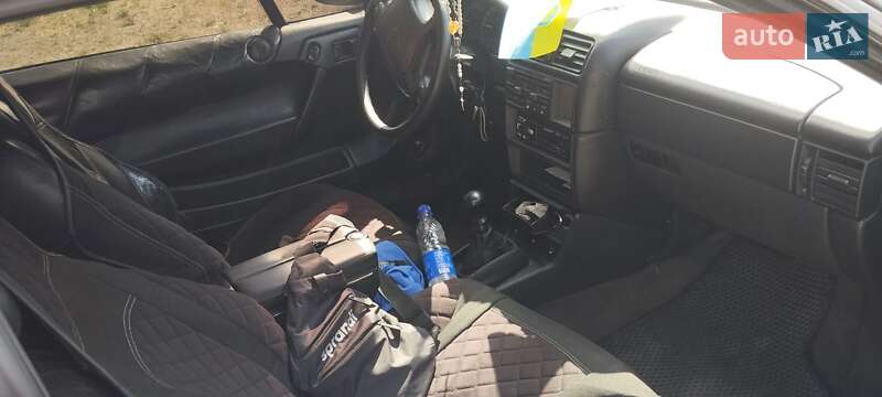 Купе Opel Calibra 1994 в Катеринополе