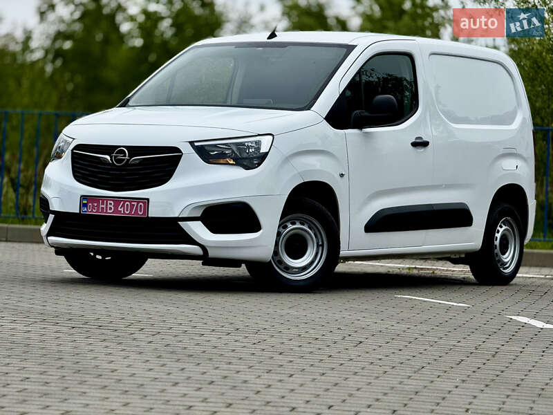 Вантажний фургон Opel Combo Cargo 2020 в Трускавці