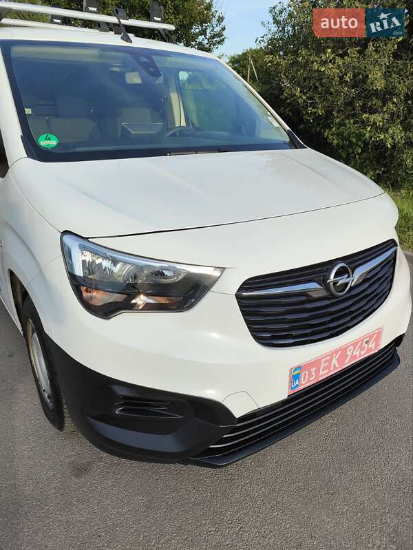 Вантажний фургон Opel Combo Cargo 2020 в Полтаві