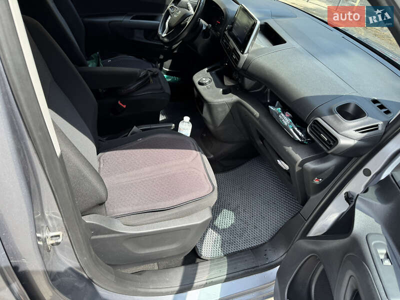 Вантажний фургон Opel Combo Cargo 2020 в Первомайську