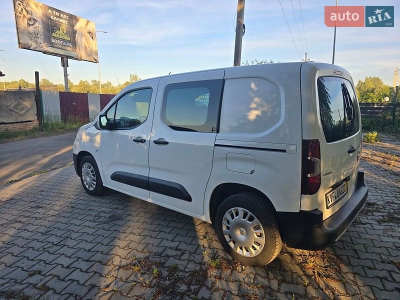 Грузовой фургон Opel Combo Cargo 2021 в Стрые