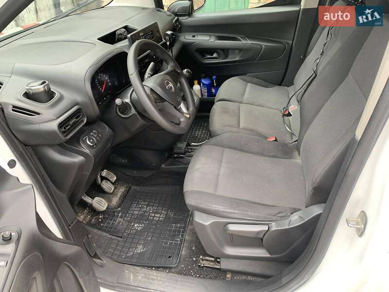 Грузовой фургон Opel Combo-e 2021 в Волочиске