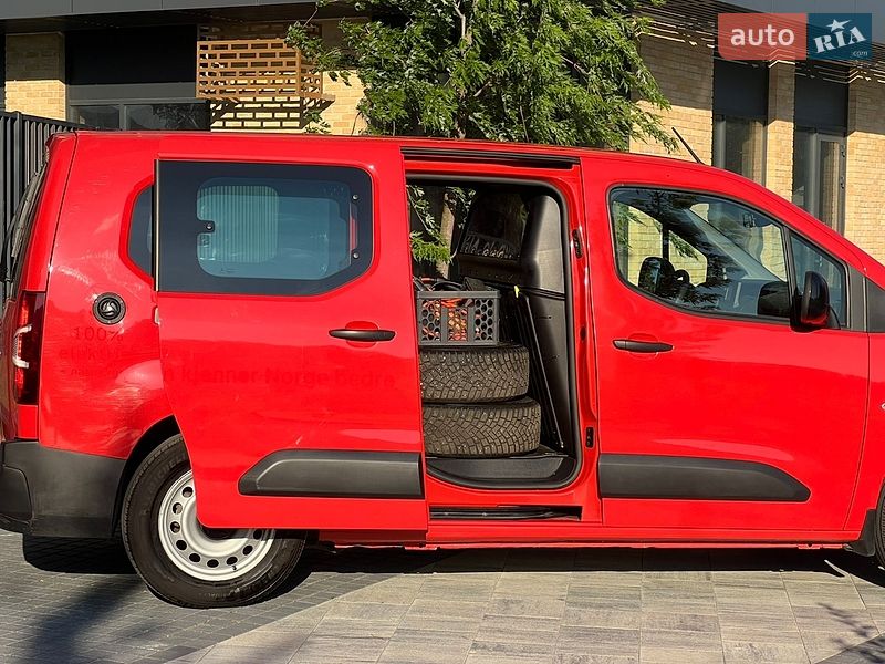 Грузовой фургон Opel Combo-e 2022 в Кропивницком