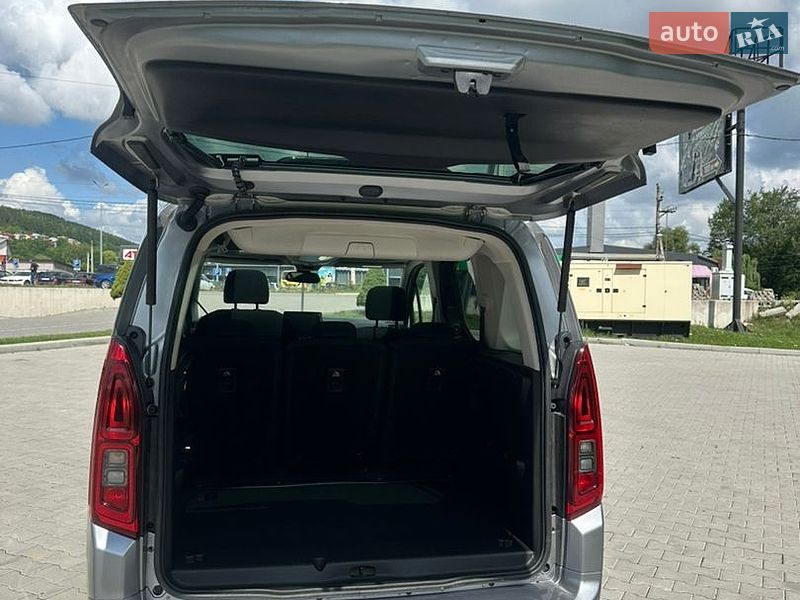 Мінівен Opel Combo-e 2022 в Тернополі