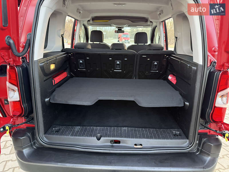 Мінівен Opel Combo Life 2021 в Чернівцях