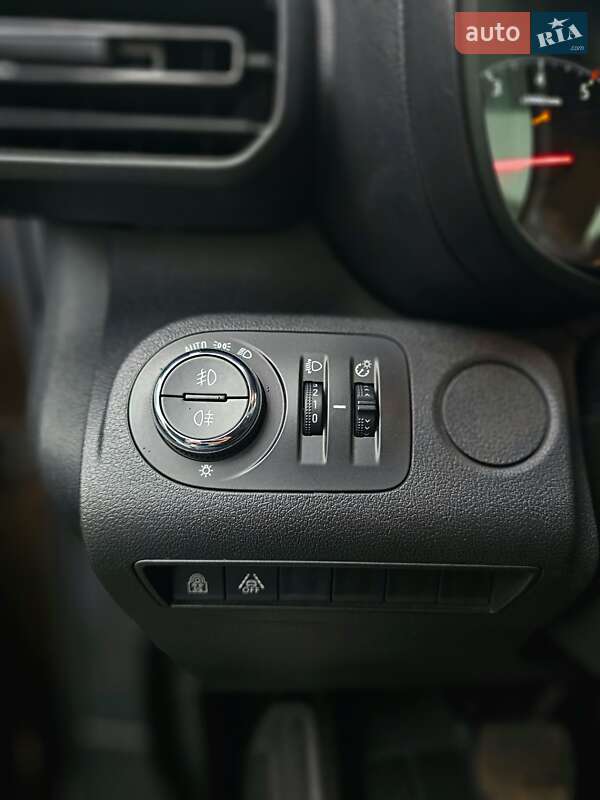 Минивэн Opel Combo Life 2020 в Одессе фото 14 Минивэн Opel Combo Life 2020 в Одессе