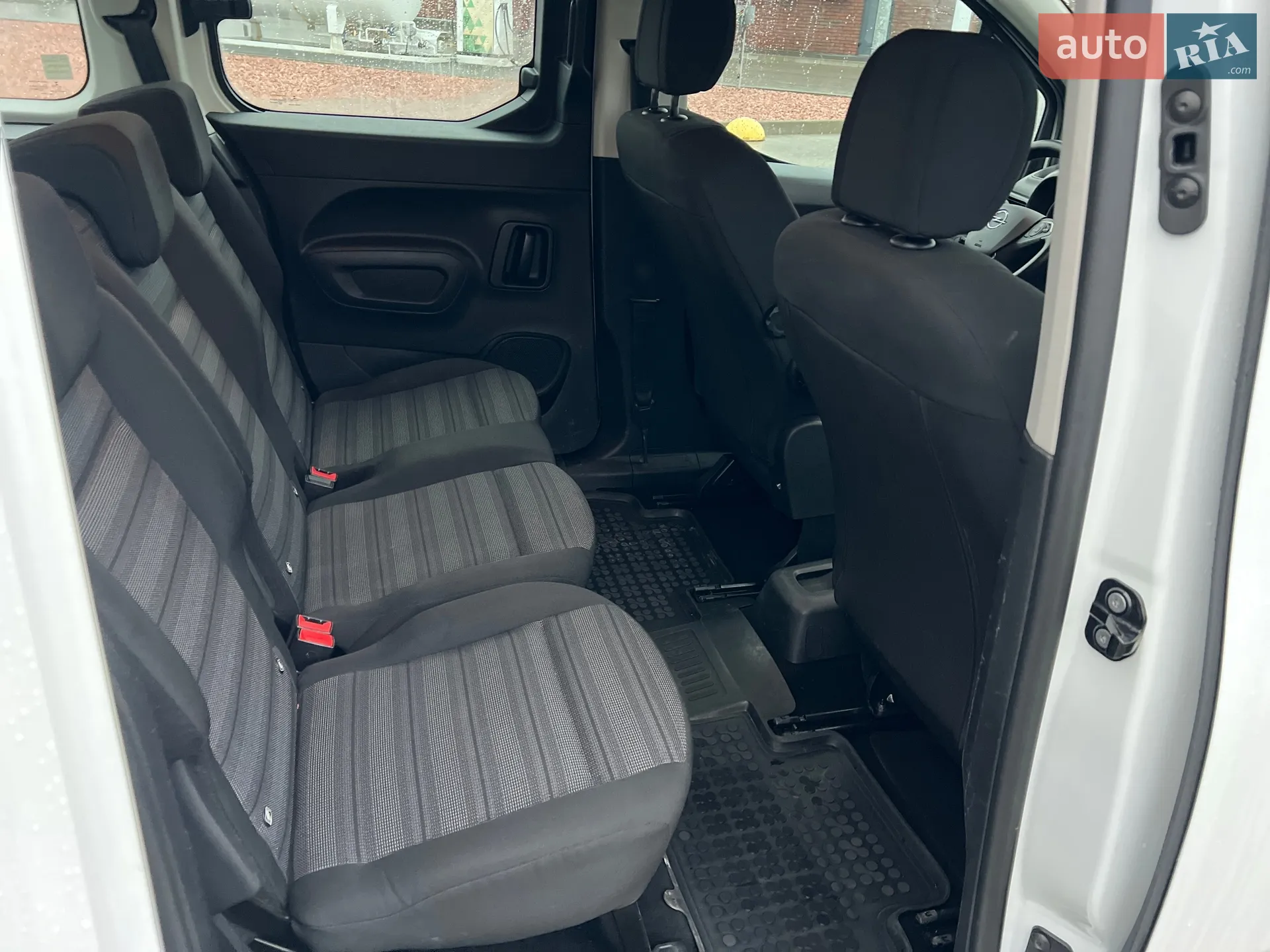 2019 Opel Combo - мініатюра 29