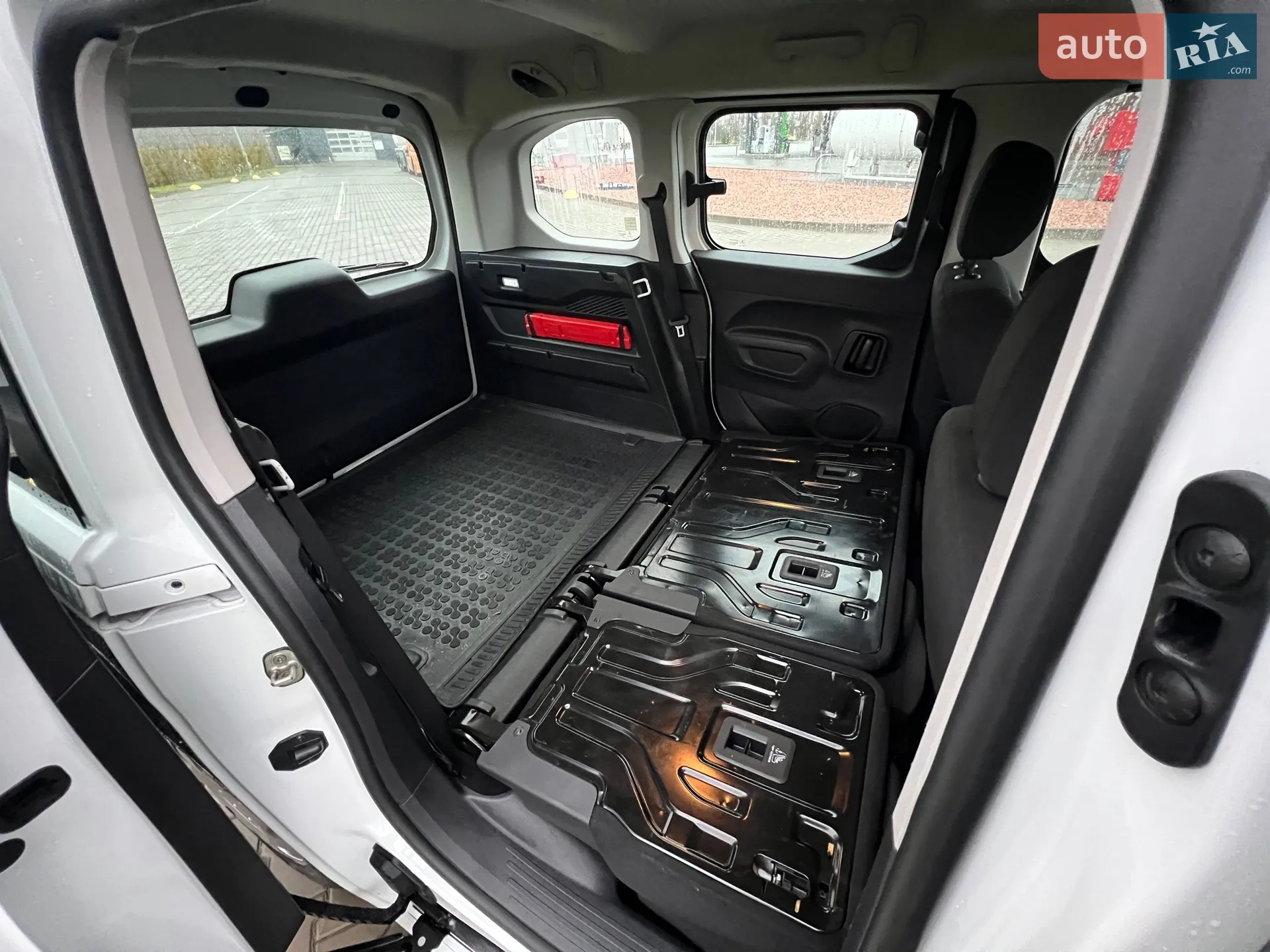 2019 Opel Combo - мініатюра 33