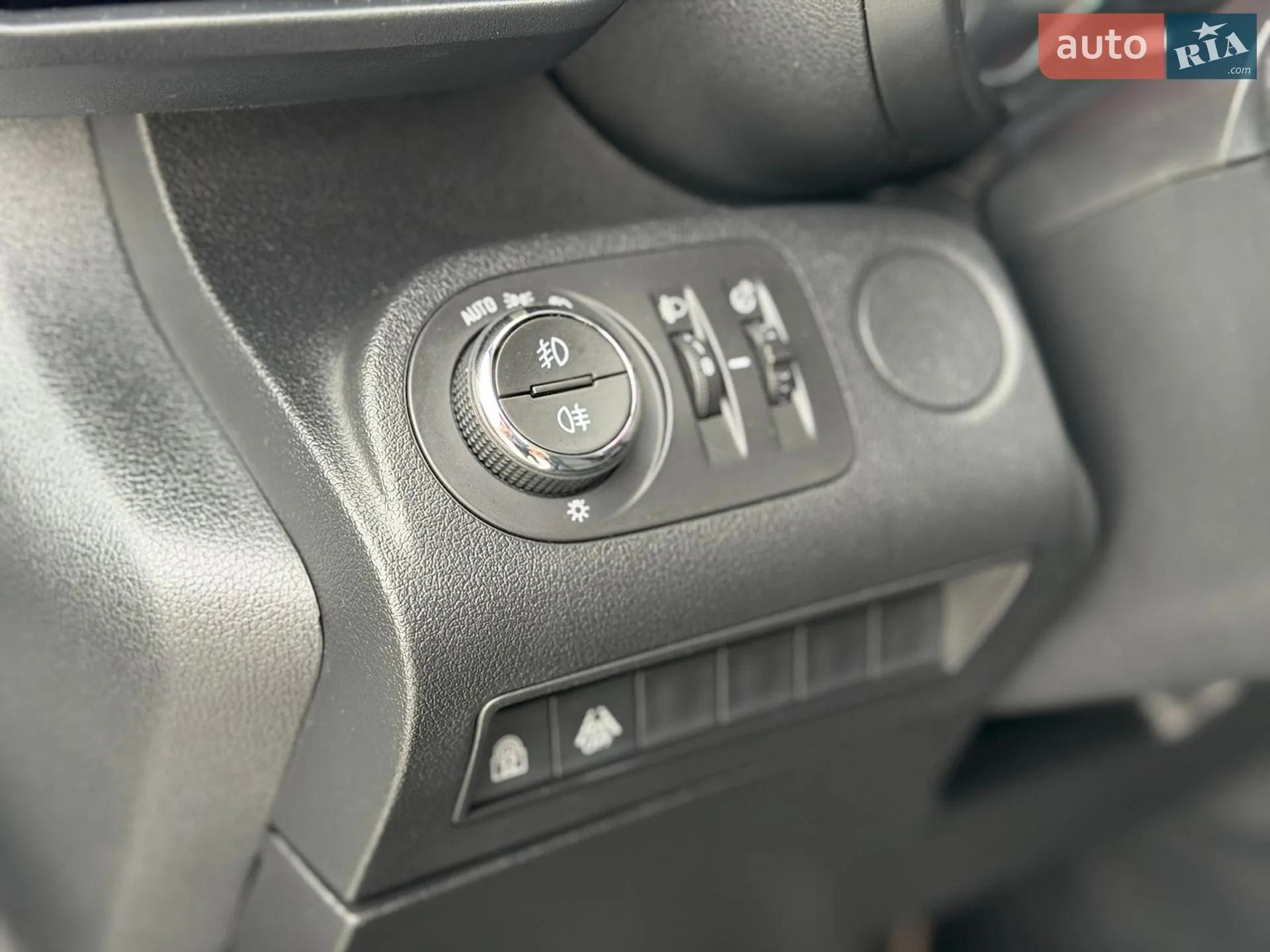 2020 Opel Combo - мініатюра 40