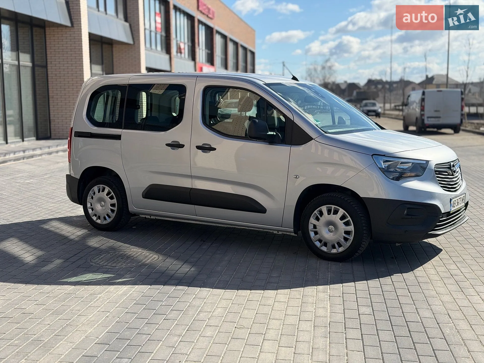 2020 Opel Combo - мініатюра 8