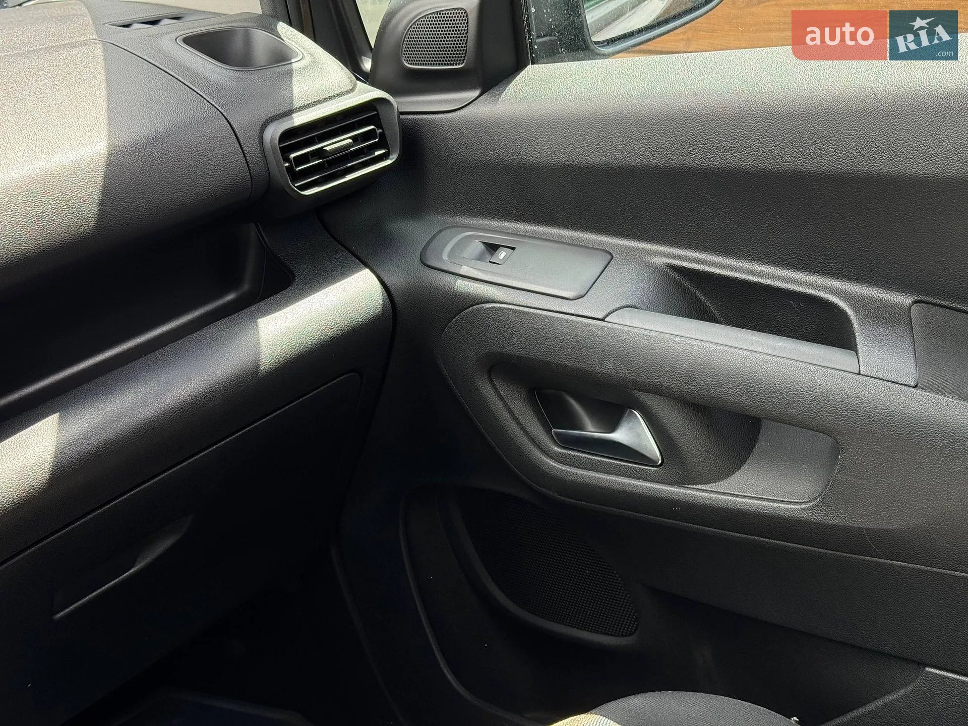 2018 Opel Combo - мініатюра 61