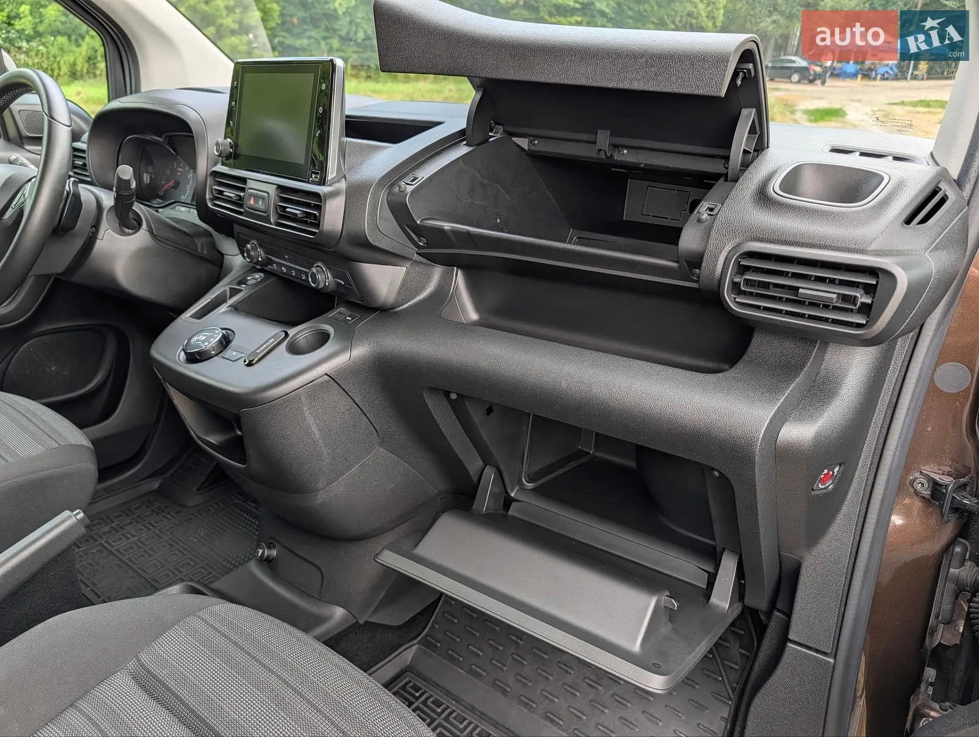 2020 Opel Combo - мініатюра 8