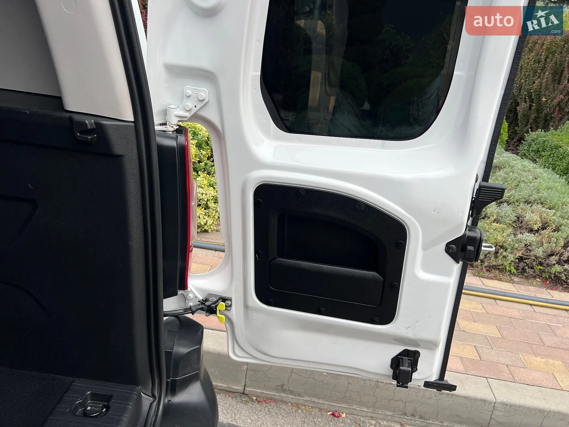 2021 Opel Combo - мініатюра 13