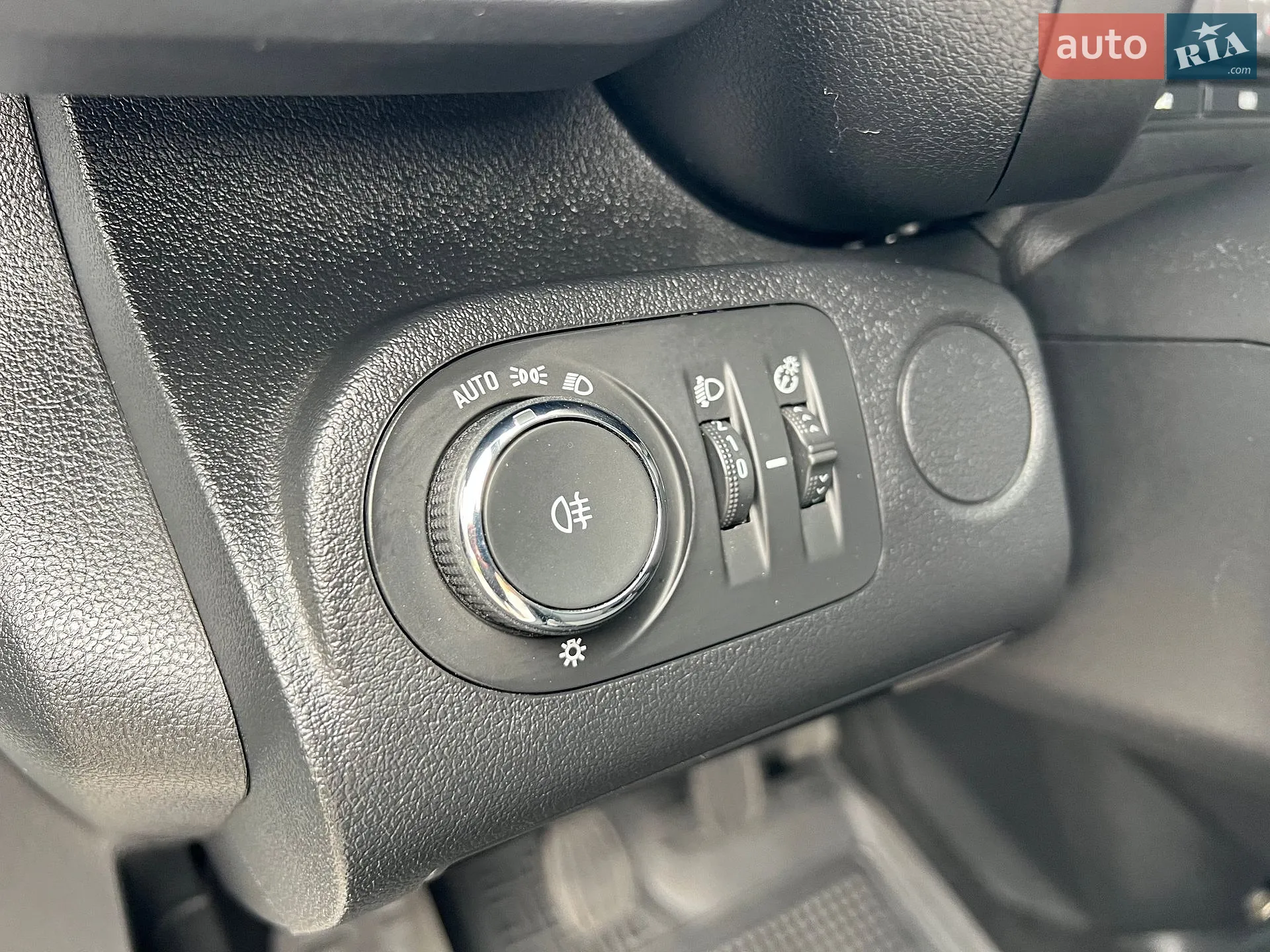 2021 Opel Combo - мініатюра 18