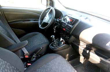 Вантажопасажирський фургон Opel Combo 2013 в Києві