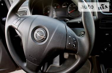 Грузопассажирский фургон Opel Combo 2013 в Полтаве