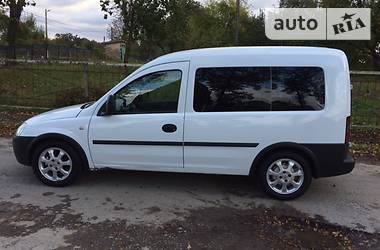 Грузопассажирский фургон Opel Combo 2003 в Тернополе