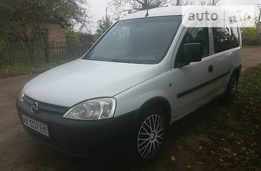 Вантажопасажирський фургон Opel Combo 2006 в Олександрії