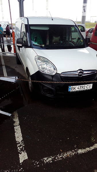 Грузопассажирский фургон Opel Combo 2012 в Ровно