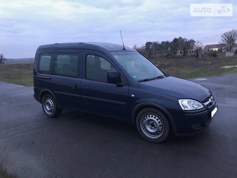 Універсал Opel Combo 2008 в 