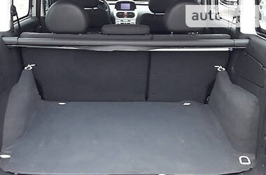 Минивэн Opel Combo 2010 в 