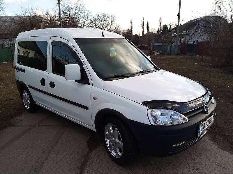 Opel Combo 2009 в Золотоноші