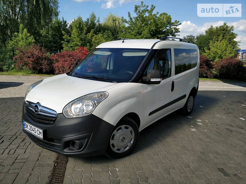 Універсал Opel Combo 2015 в Дубні