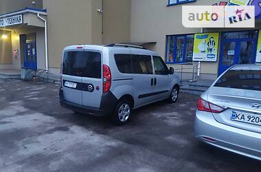 Грузопассажирский фургон Opel Combo 2013 в Коростышеве