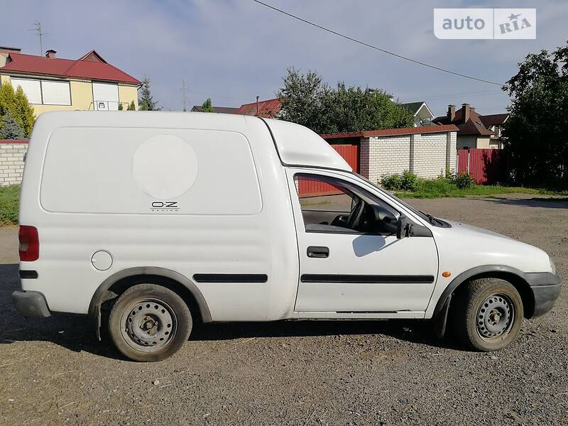 Вантажний фургон Opel Combo 2001 в Харкові