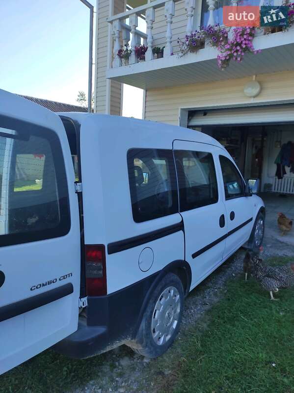 Opel Combo 2008
