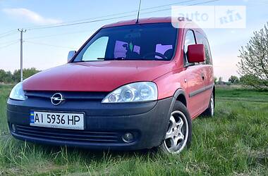 Універсал Opel Combo 2004 в Києві