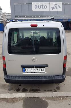 Купе Opel Combo 2006 в Черновцах