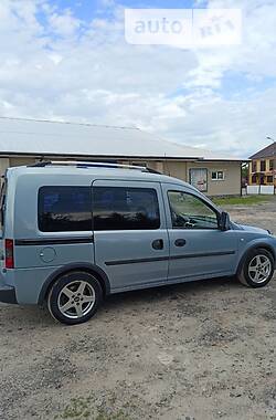 Минивэн Opel Combo 2005 в 