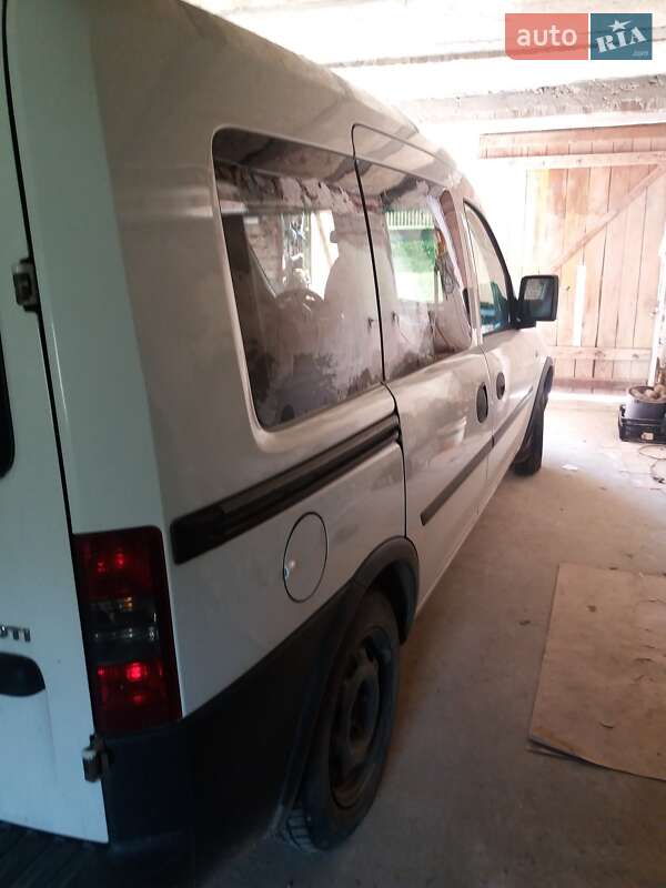 Минивэн Opel Combo 2007 в Турке
