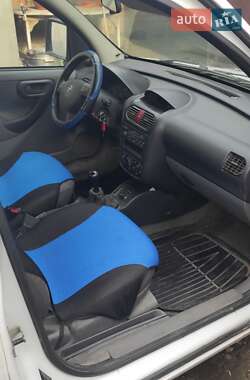 Мінівен Opel Combo 2004 в Ужгороді