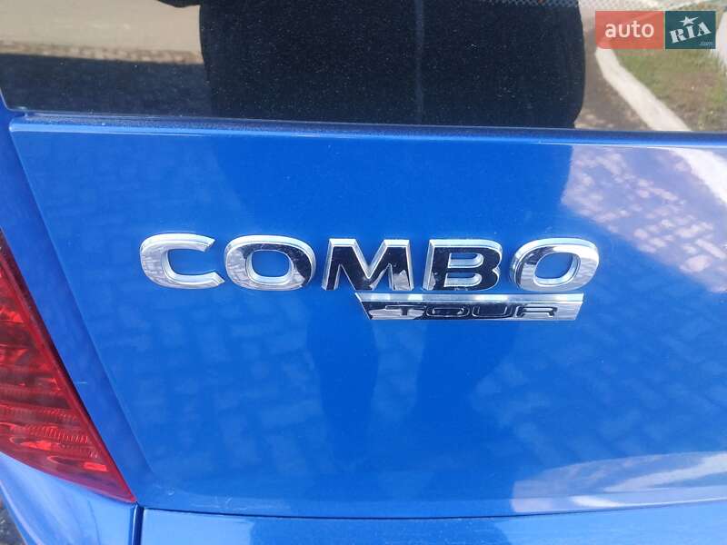 Минивэн Opel Combo 2012 в Виннице