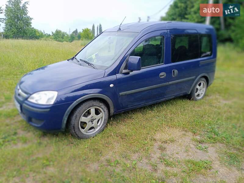 Мінівен Opel Combo 2006 в Рожище