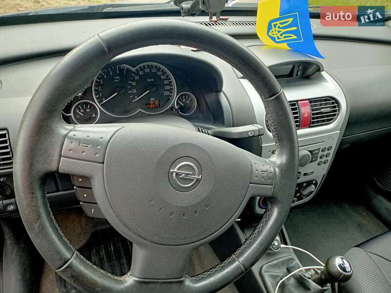Мінівен Opel Combo 2006 в Рожище