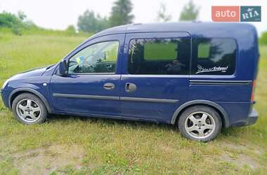 Минивэн Opel Combo 2006 в Рожище