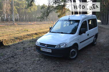 Минивэн Opel Combo 2008 в Чернигове