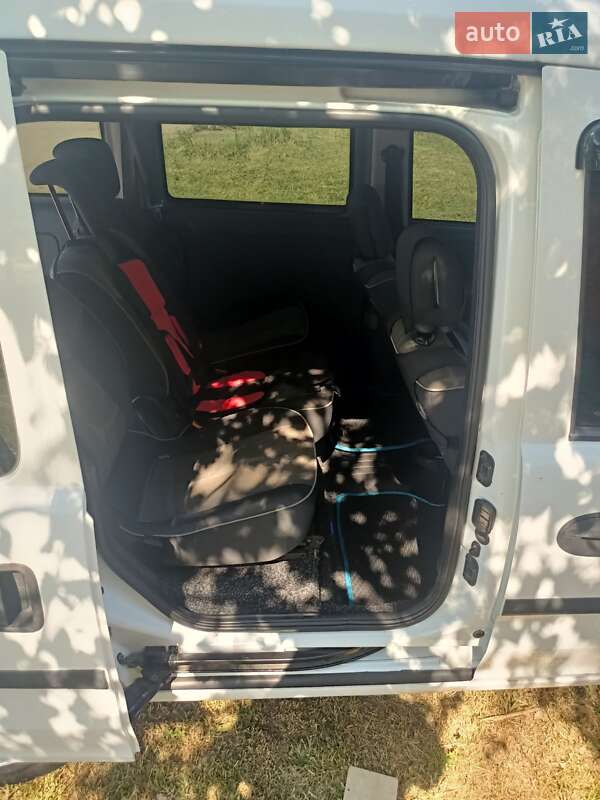 Мінівен Opel Combo 2006 в Лубнах