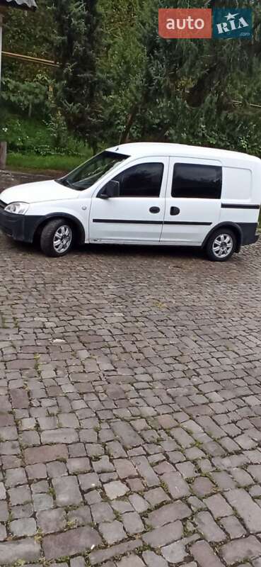 Минивэн Opel Combo 2003 в Тячеве