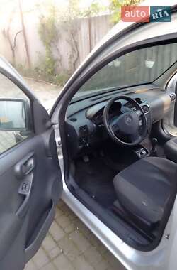 Минивэн Opel Combo 2006 в Мукачево