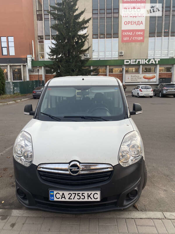 Минивэн Opel Combo 2012 в Черкассах