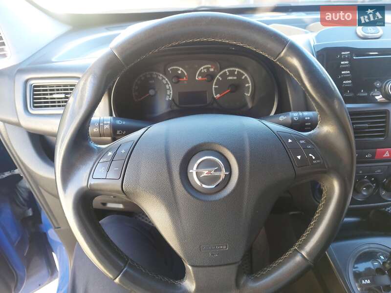 Минивэн Opel Combo 2012 в Ивановке
