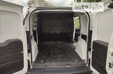 Вантажний фургон Opel Combo 2017 в Конотопі
